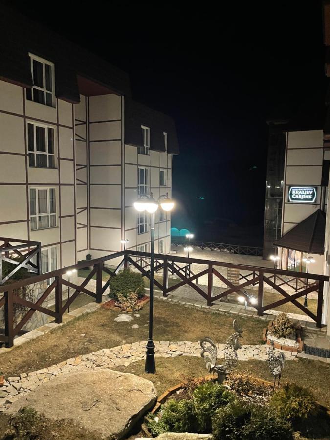 Kopaonik Apartmani U Kraljevim Cardacima , Car 27 I 6-13 외부 사진